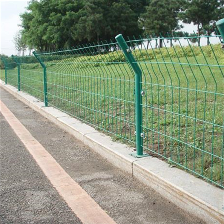 公路圍網案例展示圖片2 公路圍網案例展示圖片2