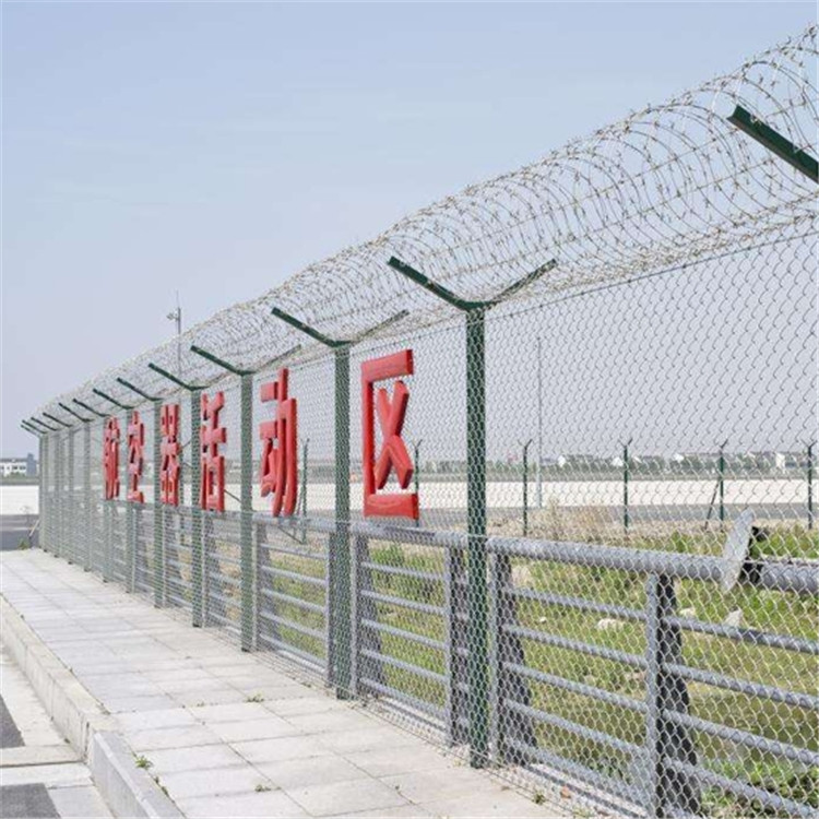 鋁包鋼機(jī)場圍界案例展示圖片2 鋁包鋼機(jī)場圍界案例展示圖片2